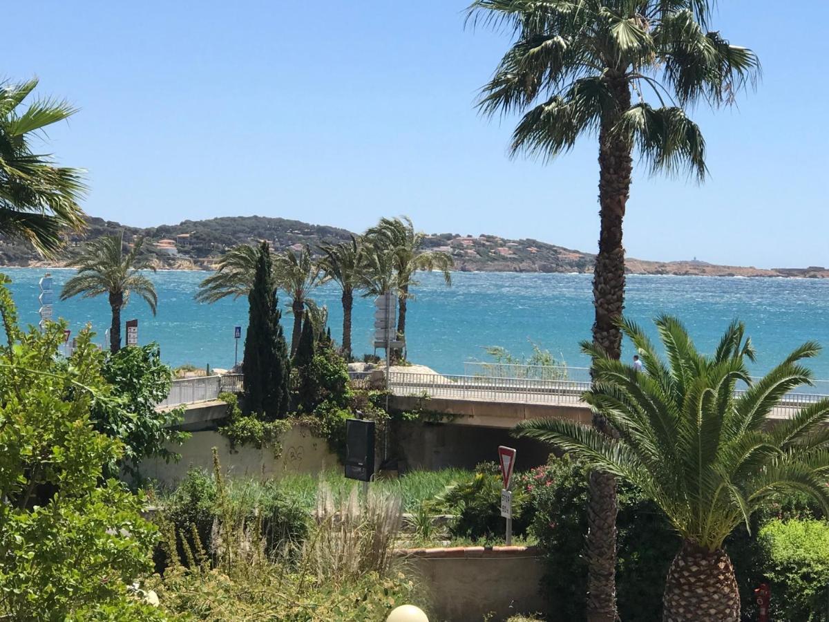 Bandol Roc Beach Vue Mer Grand T3 Face A La Plage Avec Parking المظهر الخارجي الصورة