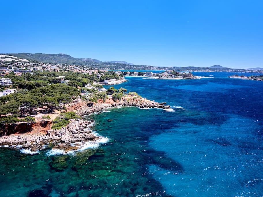 Bandol Roc Beach Vue Mer Grand T3 Face A La Plage Avec Parking المظهر الخارجي الصورة