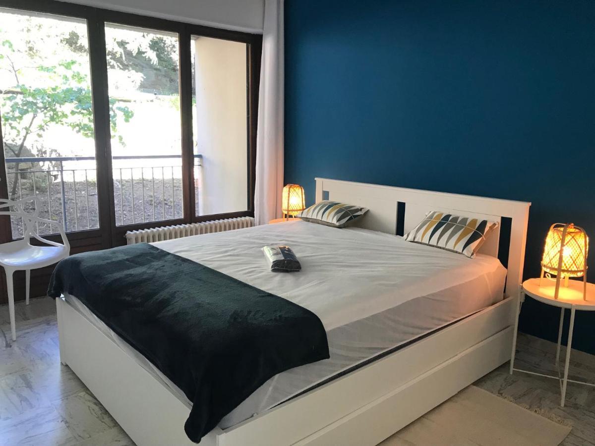 Bandol Roc Beach Vue Mer Grand T3 Face A La Plage Avec Parking المظهر الخارجي الصورة